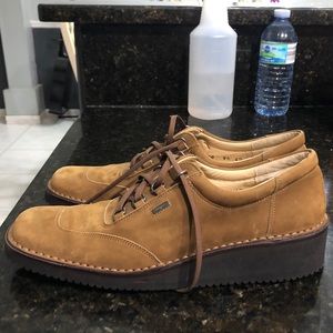 Salvatore Ferragamo nubuck suede lace up oxfords